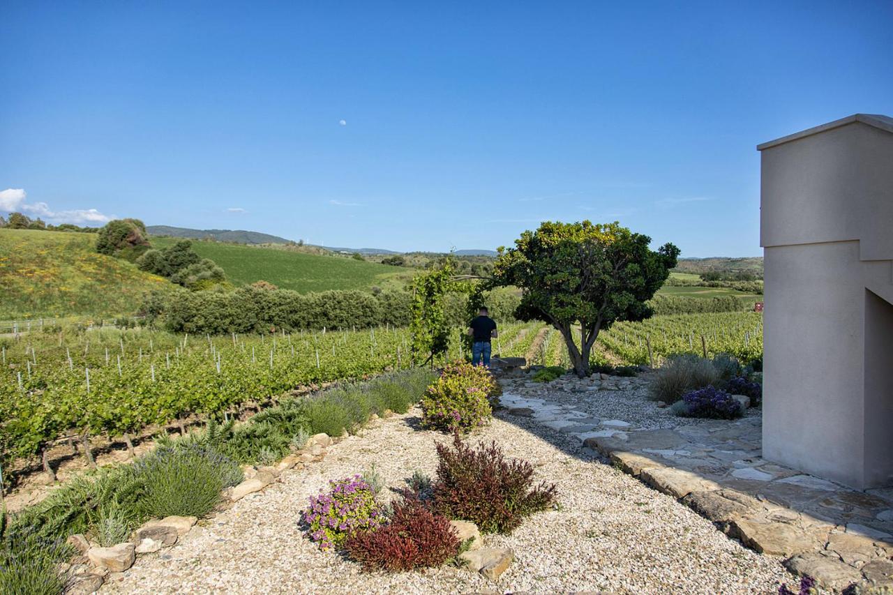 Nuovi Poderi Rooms Senorbi Bagian luar foto